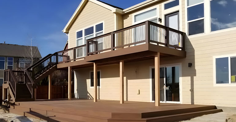 Outdoor-Cantilever-Decks