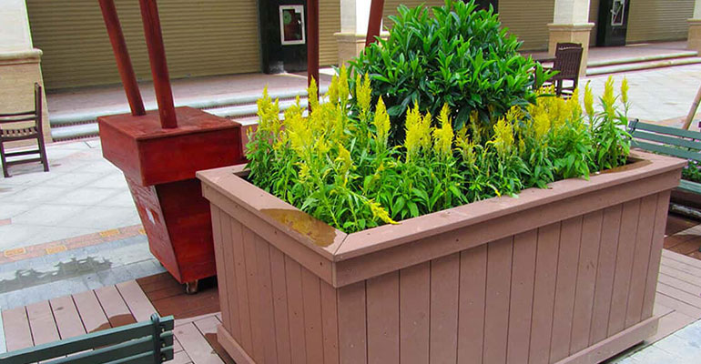 composite-Deck-Planter-Boxes