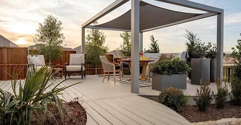 Install-Deck-Shade-Sails